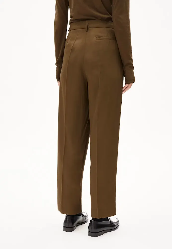 ARMEDANGELS Sandrinaa tapered trousers dried moss women